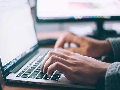 La novena exposición internacional de robots y equipos inteligentes de Guangd...